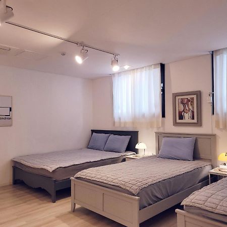 Picasso Guesthouse 木浦市 エクステリア 写真